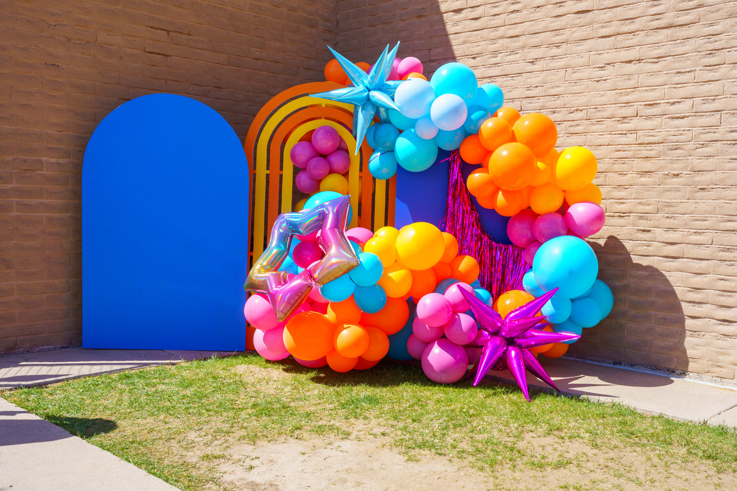 Denver Balloon artist for schools, and events